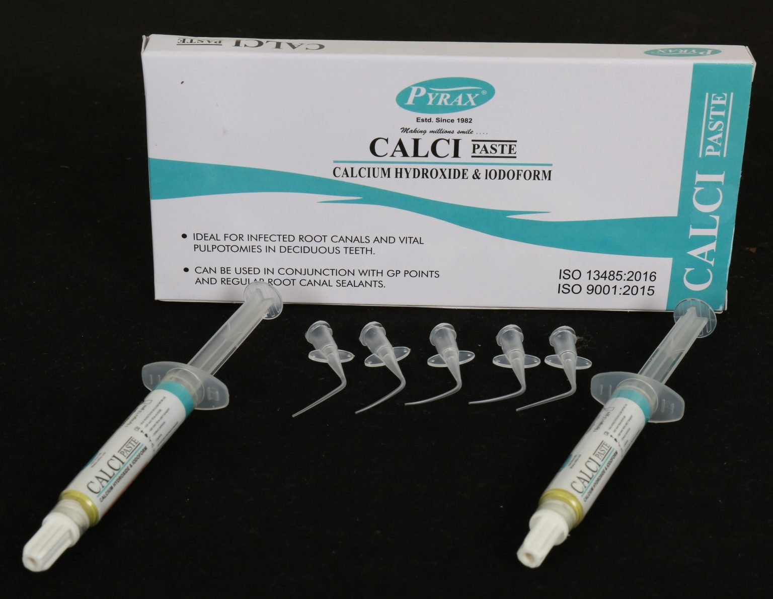 Calcipaste Syringes (Calcium Hydroxide, Iodoform) – Pyrax Polymars